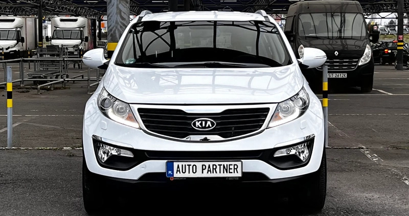 Kia Sportage cena 53500 przebieg: 186000, rok produkcji 2012 z Karczew małe 631